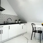 Parkova Blisko Term Cieplice Apartment