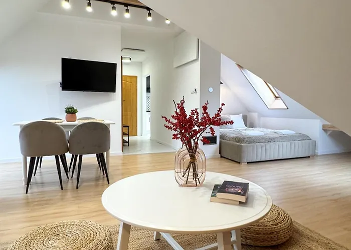 Daire Parkova Apartamenty Blisko Term Cieplice *