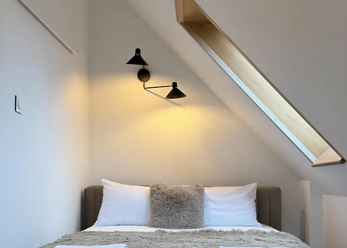 Parkova Apartamenty Blisko Term Cieplice Daire