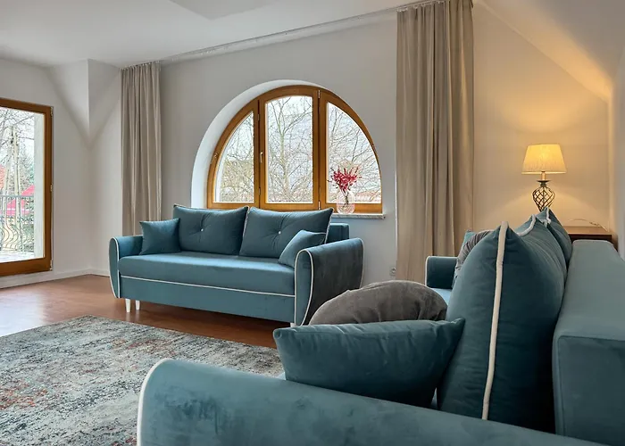 Parkova Apartamenty Blisko Term Cieplice