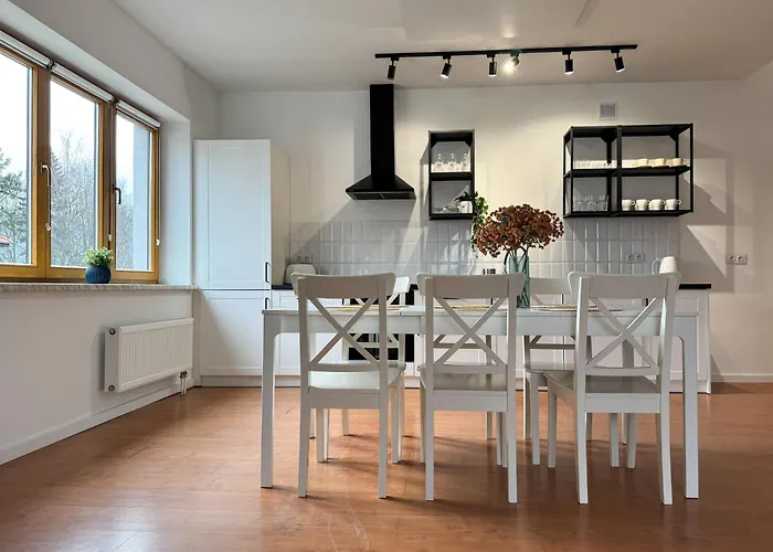 Parkova Apartamenty Blisko Term Cieplice