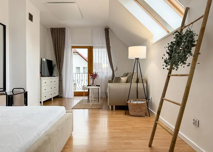 Daire Parkova Apartamenty Blisko Term Cieplice