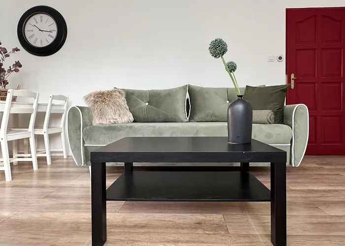 Parkova Apartamenty Blisko Term Cieplice