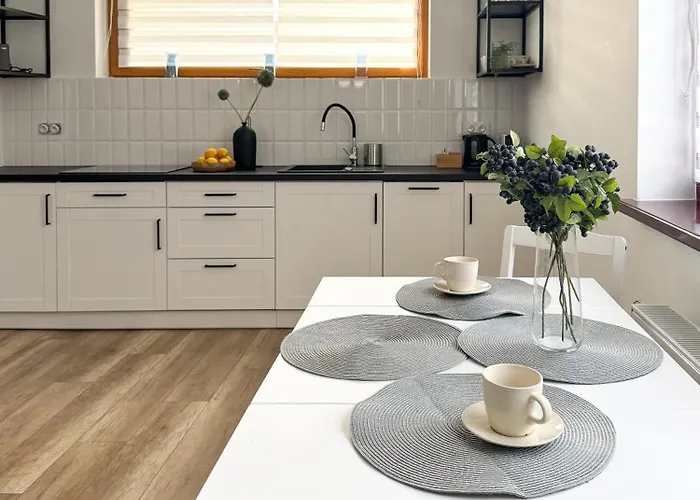 Parkova Apartamenty Blisko Term Cieplice