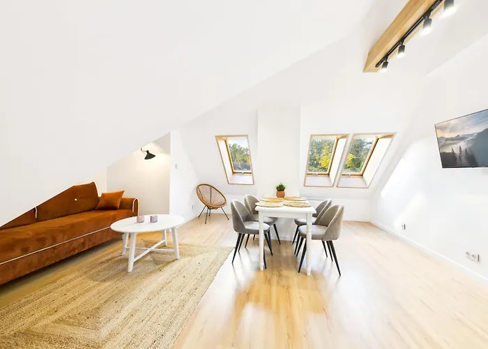 Daire Parkova Apartamenty Blisko Term Cieplice